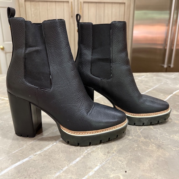 Tory Burch Leather Boots, Size 7 1/2 - Picture 3 of 8